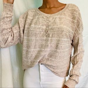 American Eagle Outfitters 🦅 Crème Fall Sweater
